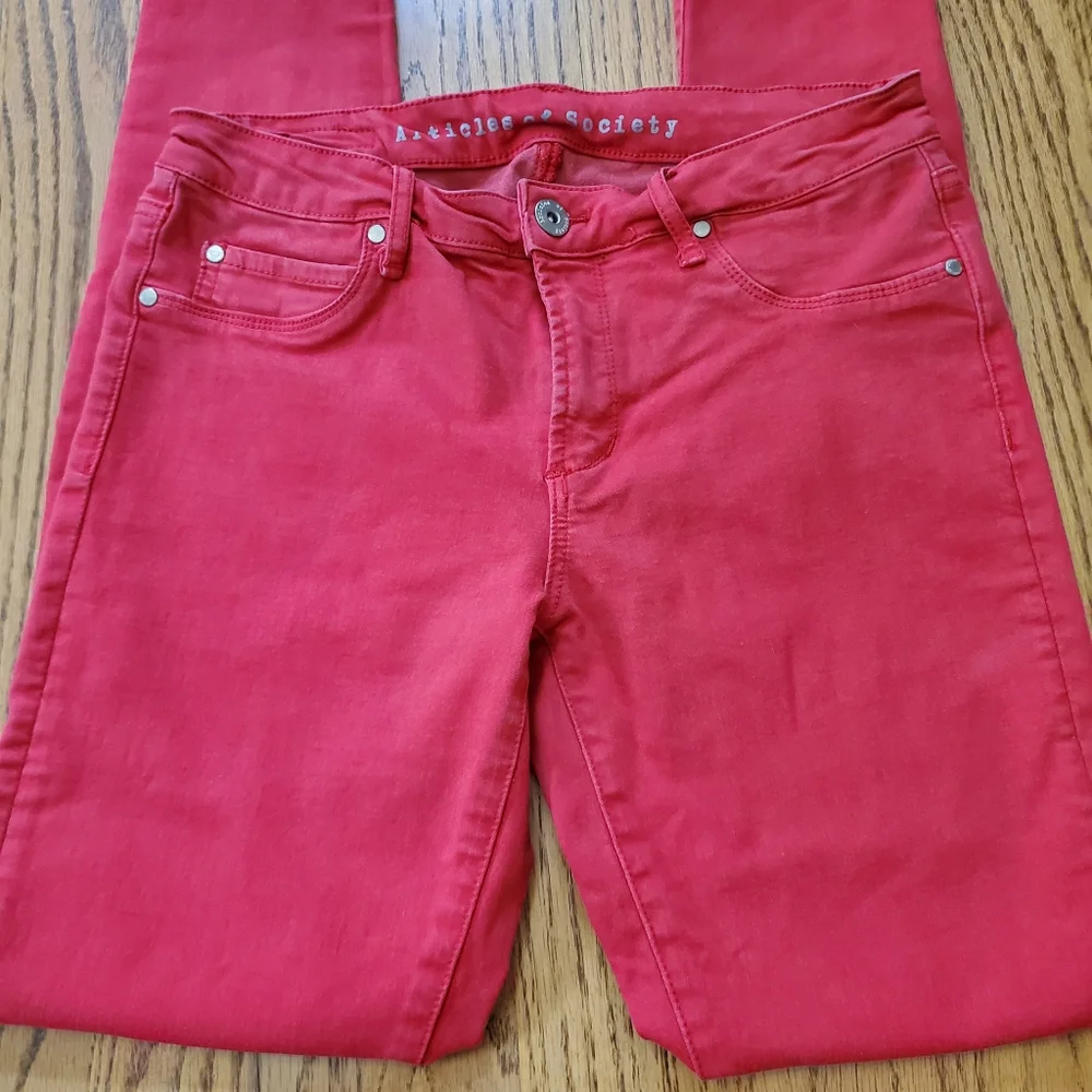 Articles of Society size 27 red skinny jeans with stretch. - Picture 3 of 5